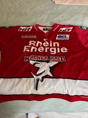 vintage Kölner Haie ice hockey jersey. Cologne Sharks Jersey #87 Gogulla Size L